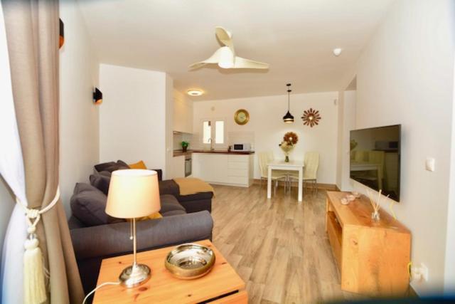 Marisol Beautiful Apartment With Oceanview أذيخي المظهر الخارجي الصورة