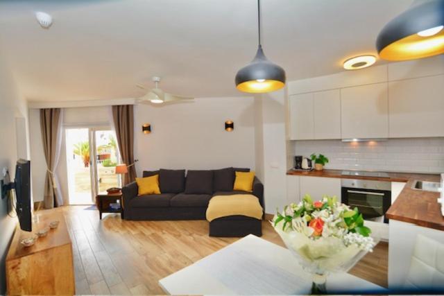 Marisol Beautiful Apartment With Oceanview أذيخي المظهر الخارجي الصورة